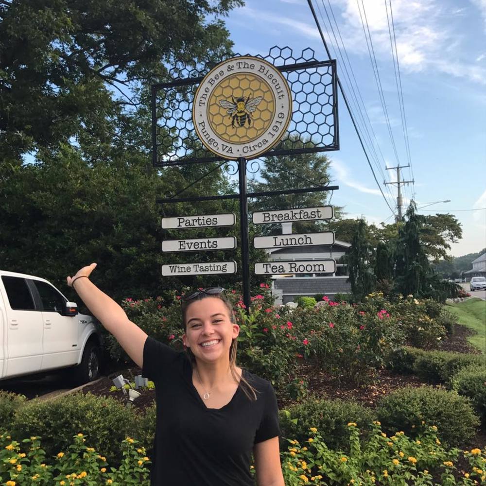 Meet your Posher, Kelsey